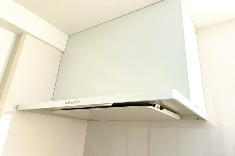 換気システムの掃除とメンテナンス方法は？適切な手入れと頻度を解説のアイキャッチ画像